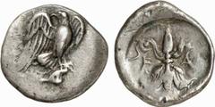 GRIECHISCHE MÜNZEN (GREEK COINS) PELOPONNESUS ELIS. OLYMPIA. AR-Hemidrachme, 432/420 v. Chr.; 2.89 g. Adler steht r. auf dem Körper eines Beutetieres//Blitz. Seltman vergl. Pl. VIII, 14; Slg. BCD 55 (
