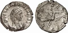 RÖMISCHE MÜNZEN (ROMAN COINS) MÜNZEN DER RÖMISCHEN KAISERZEIT Valerianus, 253-260 für Diva Mariniana. AR-Antoninian, Rom; 4.54 g. Drapierte Büste r. auf Mondsichel mit Schleier//Diva auf Pfau r. MIR 2