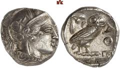 GRIECHISCHE MÜNZEN ATTICA. ATHEN. AR-Tetradrachme, um 420/405 v. Chr..; 17,18 g. Athenakopf r. mit attischem Helm//In Incusum: Eule r., dahinter Olivenzweig und Mondsichel. Flament Gruppe III. Vorzügl