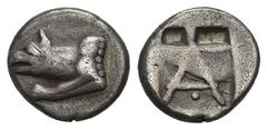GREEK COINS PELOPONNESUS ARGOLIS. ARGOS. AR-Triobol, um 480/460 v. Chr.; 3,06 g. Wolfsprotome l.//A in Incusum. Hoover 662; Slg. BCD 1016. Fast sehr schön Exemplar der Sammlung BCD, CNG Electronic Auc