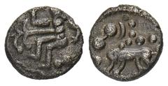 CELTIC COINS GALLIA TREVERI. AR-Quinar, 85/50 v. Chr.; 1,7 g. Mann sitzt l., davor Baum (?), unten Schlange//Stilisiertes Pferd l., darunter Ringel. Delestrée/Tache 201. Min. dezentriert, sehr schön +