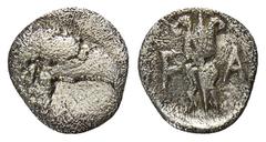 GREEK COINS PELOPONNESUS ELIS. OLYMPIA. AR-Obol, um 396/380 v. Chr., Zeustempel; 0,8 g. Adlerkopf r.//Blitz. Hoover 468; Slg. BCD 97. R Fast sehr schön Exemplar der Auktion Numismatik Naumann 45, Wien