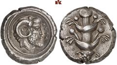 GRIECHISCHE MÜNZEN GRIECHISCHE MÜNZEN. CYRENAICA. KYRENE AR-Tetradrachme, 480/435 v. Chr.; 17,21 g. Silphium//Kopf des Zeus Ammon r. BMC Pl. V, 16 (Avers stempelgleich); SNG Cop. vergl. 1182. Von groß