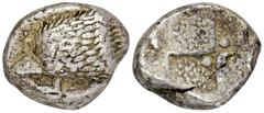 GREEK COINS PAPHLAGONIA SINOPE. AR-Drachme, 490/425 v. Chr.; 5,92 g. Adlerkopf l., darunter Delphin l. (?)//Viergeteiltes Incusum, davon zwei Felder erhaben, zwei vertieft und granuliert. SNG BM 1363.