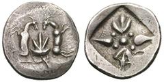 Islands off Thessaly. Scyros. c. 480 BC. Didrachm, 8.33g. (h). Obv: Two goats back to back on either side of fig leaf, heads reverted. Rx: Stellate floral pattern within square incuse. Overstruck. J.M