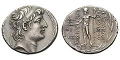 Seleucid Kingdom. Antiochus VIII. 121/0-97/6 BC. Tetradrachm, 16.41g. (h). Damascus, 119/8 BC. Obv: Diademed head of kingfacing to right. Fillet border. Rx: ΒΑΣΙΛΕΩΣ ΑΝΤΙΟΧΟΥ ΕΠΙΦΑΝΟΥΣ Zeus Uranius, n