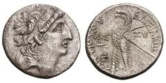 Seleucid Kingdom, Antiochus VIII. 121/0-96 BC. Tetradrachm, 13.92g. (h). Ascalon, S.E. 197 = 116/5 BC. Obv: Diademed head of king right. Border of dots. Rx: ΒΑΣΙΛΕΩΣ ΑΝΤΙΟΧΟΥ Eagle standing left on th