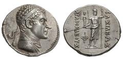 Bactria. Agathocles. c. 185-180 BC. Tetradrachm, 16.99g. (h). Obv: Diademed and draped bust of king right. Border of dots. Rx: ΒΑΣΙΛΕΩΣ ΑΓΑΘΟΚΛΕΟΥΣ Zeus standing front holding statue of Hekate and sce