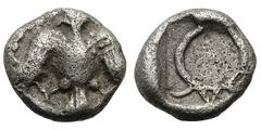 ΙΟΝΙΑ. Magnesia on the Meander. Themistocles. (Ca. 465-460/50 BC). Silver trihemitartemorion (0.23 gm). Ionia, Magnesia ad MaeandrumEagle with spread wings and legs / Schematic wreath in incuse square