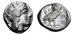 ATHEN. Tetradrachme. 479-393. Behelmter Athenakopf r. Rs: Eule r., dahinter Olivenzweig und Mondsichel. SNG COP. 32 ff. Svoronos Pl. 12-16. 16,23g. Hohes Relief. Vs. aus etw. abgenutztem Stempel. Min.