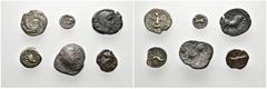 LOTS Keltische Silber- und Bronzemünzen:Billonstater der Coriosolites, Quinar der Sequani und Tetradrachme vom Typ Kapostal. Dazu eine AE-24 mm aus Castulo, eine Potin-18 mm der Leuci und eine AE-16 m