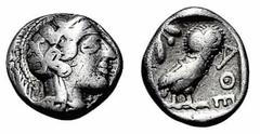 ATHEN. Drachme. 479-393. Behelmter Athenakopf r. Rs: Eule r., dahinter Olivenzweig. SNG COP. 41 ff. 4,19g. ss