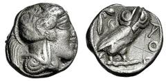 ATHEN. Tetradrachme. 479-404. Behelmter Athenakopf r. Rs: Eule r., dahinter Olivenzweig und Mondsichel. SNG COP. 32 ff. Svoronos Taf. 12-16. 17,08g. Hohes Relief. Rs. Prüfhieb u. Graffito. fast ss