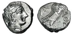 ATHEN. Tetradrachme. 393-295. Behelmter Athenakopf r. Rs: Eule r., dahinter Olivenzweig und Mondsichel. SNG COP. 63 ff. Svoronos Taf. 19-32. 17,17g. Knapper Schrötling. L. korrodiert. Gereinigt. ss/ss