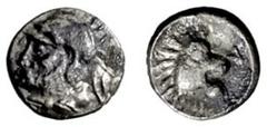 GRIECHISCHE MÜNZEN KILIKIEN UNBESTIMMTE MÜNZSTÄTTE. Tetartemorion. Drapierte bärtige Büste l. (evt. Ares). Rs: Löwenkopf r. Troxell-Kagan in Festschrift Kraay-Morkholm 1989 Nr. 15. 0.16g. Etwas flecki