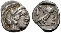 GRIECHISCHE MÜNZEN, GRIECHISCHES MUTTERLAND, ATTIKA, ATHEN. Drachme. 479-404. Behelmter Athenakopf r. Rs: Eule r., dahinter Olivenzweig. SNG COP. 41 ff. 4.23g, Hohes Relief. Schöne Tönung. vz-ssEx Slg