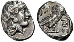 GRIECHISCHE MÜNZEN, GRIECHISCHES MUTTERLAND, ATTIKA, ATHEN. Tetradrachme. 393-295. Behelmter Athenakopf r. Rs: Eule r., dahinter Olivenzweig und Mondsichel. SNG COP. 63 ff. Svoronos Taf. 19-32. 17.07g