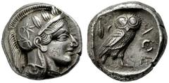 GRIECHISCHES MUTTERLAND ATTIKA ATHEN. Tetradrachme. 479-404. Behelmter Athenakopf r. Rs: Eule r., dahinter Olivenzweig und Mondsichel. SNG COP. 32 ff. Svoronos Taf. 12-16. 17.05g. Hohes Relief. Min. k
