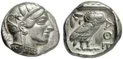 GRIECHISCHE MÜNZEN, GRIECHISCHES MUTTERLAND, ATTIKA, ATHEN. Tetradrachme. 479-404. Behelmter Athenakopf r. Rs: Eule r., dahinter Olivenzweig und Mondsichel. SNG COP. 32 ff. Svoronos Taf. 12-16. 17.18g