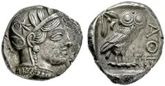 GRIECHISCHE MÜNZEN, GRIECHISCHES MUTTERLAND, ATTIKA, ATHEN. Tetradrachme. 479-404. Behelmter Athenakopf r. Rs: Eule r., dahinter Olivenzweig und Mondsichel. SNG COP. 32 ff. Svoronos Taf. 12-16. 17.08g