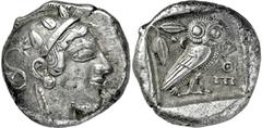 GRIECHISCHE MÜNZEN, GRIECHISCHES MUTTERLAND, ATTIKA, ATHEN. Tetradrachme. 479-404. Behelmter Athenakopf r. Rs: Eule r., dahinter Olivenzweig und Mondsichel. SNG COP. 32 ff. Svoronos Taf. 12-16. Starr 