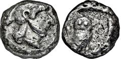 GRIECHISCHE MÜNZEN GRIECHISCHE MÜNZEN, GRIECHISCHES MUTTERLAND, ATTIKA, ATHEN. Tetradrachme. 510-480. Athenakopf mit attischem Helm r. Rs: Eule r., dahinter Olivenzweig. SNG COP. 15 ff. Svoronos Taf. 