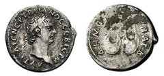 Römische Münzen Römisches Kaiserreich TRAIANUS. 98-117. Lykien. Drachme Belorbeerter Kopf r. Rs: 2 Lyrae, darüber Eule. SNG COP. 45. 3,21g. L. korr. L. Fundverkrustung. ss-vz Estimate: 125 EUR