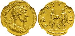 RÖMISCHE MÜNZEN, RÖMISCHES KAISERREICH HADRIANUS. 117-138, Aureus. IMP CAESAR TRAIAN HADRIANVS AVG Belorbeerte, drapierte und gepanzerte Büste r. Rs: P M TR P COS III Hadrian steht r., empfängt Globus