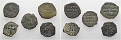 ANTIKE MÜNZEN - LOTS LOTS Byzantinische Bronzemünzen:1/2 Follis. des Hercalius u. Hera. Constantinus; 1/2 Follis des Constans II.; Follis des Theophilus; Follis des Leo VI.; Follis des Johannes I. 5 S