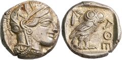 GRIECHISCHE MÜNZEN, GRIECHISCHES MUTTERLAND, ATTIKA, ATHEN. Tetradrachme. 479-404. Behelmter Athenakopf r. Rs: Eule r., dahinter Olivenzweig und Mondsichel. SNG COP. 32 ff. Svoronos Taf. 12-16. 17.21g