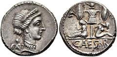 RÖMER RÖMISCHE REPUBLIK NACH 211 V. CHR. C. Iulius Caesar, 46 - 45 v. Chr. Denar ø 17mm (3,86g). Mzst. in Spanien. Vs.: Kopf der Venus mit Diadem n. r., dahinter Cupido. Rs.: CAESAR, Tropaeum mit Lang