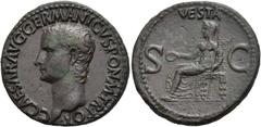 RÖMER RÖMISCHE KAISERZEIT. Caligula, 37 - 41 n. Chr. AE As ø 29mm (11,36g). 37 - 38 n. Chr. Mzst. Rom. Vs.: C CAESAR AVG GERMANICVS PON M TR POT, Kopf n.l. Rs.: VESTA / S - C, Vesta capite velato mit 