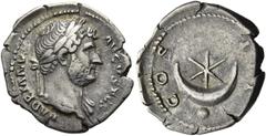 RÖMER RÖMISCHE KAISERZEIT. Hadrian, 117 - 138 n. Chr. Denar ø 20mm (3,22g). ca. 126 - 127 n. Chr. Mzst. Rom. Vs.: HADRIANVS AVGVSTVS, Kopf mit Lorbeerkranz u. Gewand auf l. Schulter n. r. Rs.: COS III
