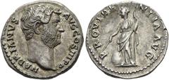 RÖMER RÖMISCHE KAISERZEIT. Hadrian, 117 - 138 n. Chr. Denar ø 17mm (3,46g). 137 - 138 n. Chr. Mzst. Rom. Vs.: HADRIANVS AVG COS III P P, Kopf n. r. Rs.: PROVIDENTIA AVG, Providentia an Säule gelehnt n
