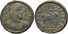 RÖMER RÖMISCHE KAISERZEIT. Julian II., 360 - 363 n. Chr. AE Follis ø 29mm (9,63g). 361 - 363 n. Chr. Mzst. Antiochia. Vs.: D N FL CL IVLI-ANVS P F AVG, drapierte Panzerbüste mit Perlendiadem n. r. Rs.