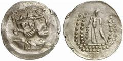 MITTLERE UND UNTERE DONAU Nachahmungen der Tetradrachmen von Thasos Klasse V: Punktlegende Tetradrachme, 15.90 g. Vs.: Stark stilisierter Kopf des Dionysos n. r. Rs.: Stilisierter stehender Herakles u