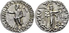 INDO-SKYTHEN Azes, ca. 58 - 12 v. Chr. Tetradrachme im indischen Gewichtsstandard ø 30mm (9,69g). Vs.: ΒΑΣΙΛΕΩΣ ΒΑΣΙΛΕΩΝ ΜΕΓΑΛΟΥ / ΑΖΟΥ, Zeus mit Diadem, Zepter und Kultobjekt in der R. n. l. Rs.: Mah