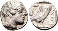 GRIECHEN ATTIKA. ATHEN. Tetradrachme ø 25mm (17,31g). 454 - 404 v. Chr. Vs.: Kopf der Athena mit attischem Helm, der mit drei Lorbeerblättern geschmückt ist, Ohrring u. Perlenkette n. r. Rs.: ΑΘΕ, Eul