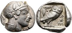 GRIECHEN ATTIKA. ATHEN. Tetradrachme ø 26mm (17,11g). ca. 465 - 454 v. Chr. Vs.: Kopf der Athena mit attischem Helm geschmückt mit drei Lorbeerblättern, Ohrring u. Perlenkette n. r. Rs.: ΑΘΕ, Eule n. 