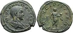 RÖMER RÖMISCHE KAISERZEIT. Philipp II. als Caesar, 244 - 247 n. Chr. AE Sesterz ø 33mm (19,75g). 244 - 246 n. Chr. Mzst. Rom. Vs.: M IVL PHILIPPVS CAES, drapierte Büste n. r. Rs.: PRINCIPI IVVENT / S 