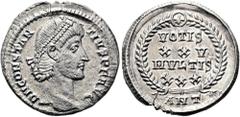 RÖMER RÖMISCHE KAISERZEIT. Constantius II., 337 - 361 n. Chr. Siliqua ø 20mm (3,03g). 347 - 355 n. Chr. Mzst. Antiochia. Vs.: D N CONSTANTIVS P F AVG, Kopf mit Perlendiadem n. r. Rs.: VOTIS / XXV / MV