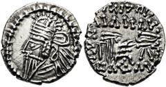 GRIECHEN PARTHER. ARSAKIDEN Osroes II., ca. 190 - 208 n. Chr. Drachme ø 20mm (3,81g). Mzst. Ekbatana. Vs.: Drapierte, bärtige Büste mit Tiara u. Diadem n. l. Rs.: Verwilderte Legende, Bogenschütze n. 