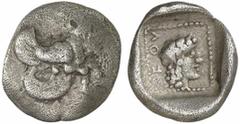 GRIECHEN . LYKIEN DYNASTEN. Uvug 1/4 Stater (2,58g). 470 / 440 v. Chr. Mzst. unbestimmt Vs.: Geflügelte androkephale Stier­protome r. Rs.: Aphroditekopf r., dahinter "uwug". Vismara II, 93 SNG Aul. 41