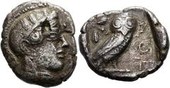 GRIECHEN ATTIKA. ATHEN Tetradrachme ø 26mm (16,43g). 454 - 404 v. Chr. Zeitgenössische Imitation. Vs.: Kopf der Athena im attischen Helm n. r. Rs.: ΑΘΕ, Eule n. r., dahinter Olivenzweig u. Mondsichel,