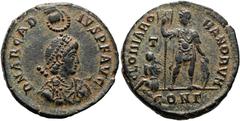 RÖMER RÖMISCHE KAISERZEIT. Arcadius, 383 - 408 n. Chr. AE ø 23mm (5,74g). 383 - 388 n. Chr. Mzst. Konstantinopel. Vs.: D N ARCAD-IVS P F AVG, drapierte Panzerbüste mit Perlendiadem, Speer u. Schild n.
