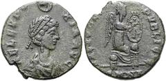RÖMER RÖMISCHE KAISERZEIT. Aelia Eudoxia, 395 - 404 n. Chr. AE ø 17mm (2,29g). 401 - 403 n. Chr. Mzst. Nikomedia. Vs.: AEL EVDO-XIA AVG, drapierte Büste mit Perlendiadem n. r., darüber Manus Dei mit K
