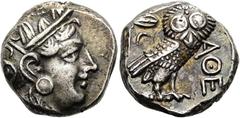 GRIECHEN ATTIKA. ATHEN. Tetradrachme ø 22mm (17.17g). 4. Jh. v. Chr. Vs.: Kopf der Athena mit attischem Helm n. r. Rs.: ΑΘΕ, Eule n. r., dahinter Olivenzweig u. Mondsichel, alles im Quadratum incusum.