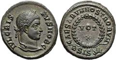 RÖMER RÖMISCHE KAISERZEIT. Crispus, 317 - 326 n. Chr. AE Follis ø 19mm (3,16g). 321 - 324 n. Chr. Mzst. Siscia. Vs.: IVL CRIS-PVS NOB C, Kopf mit Lorbeerkranz n. r. Rs.: CAESARVM NOSTRORVM CAESS / BSI