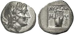 GRIECHEN LYKIEN Myra Drachme (2,84g). 2. Jh. v. Chr. Vs.: Apollonkopf mit Lor­beerkranz r. Rs.: ΛΥKIΩN, Kithara zwischen M - Y. Troxell Taf.5, 28 ­ 35. R! vz