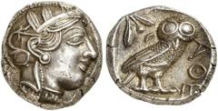 GRIECHEN ATTIKA ATHEN Tetradrachme (17,20g). nach 449 v. Chr. Vs.: Kopf der Athena mit attischem Helm und Lorbeerkranz n. r. Rs.: AΘE, Eule, Olivenzweig und Mondsichel. Starr Taf. 22f. vz Erworben bei